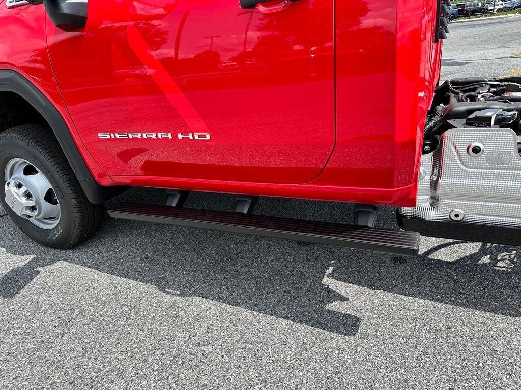 2026 GMC Sierra 3500 HD Chassis Cab Pro