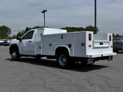 2025 GMC Sierra 3500 HD Chassis Cab Pro