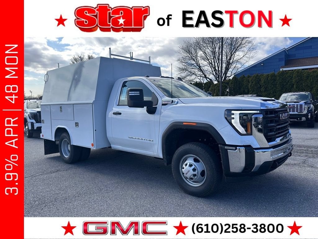 2025 GMC Sierra 3500 HD Chassis Cab Pro