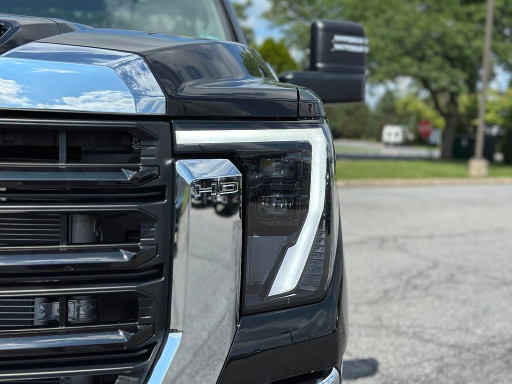 2026 GMC Sierra 3500 HD Chassis Cab Pro
