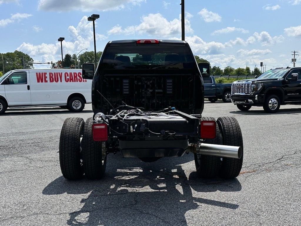 2026 GMC Sierra 3500 HD Chassis Cab Pro