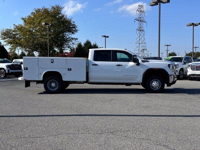2026 GMC Sierra 3500 HD Chassis Cab Pro