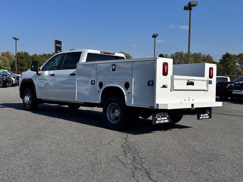 2026 GMC Sierra 3500 HD Chassis Cab Pro