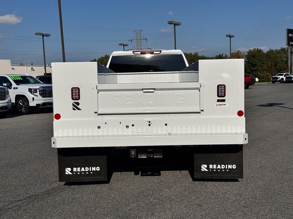 2026 GMC Sierra 3500 HD Chassis Cab Pro