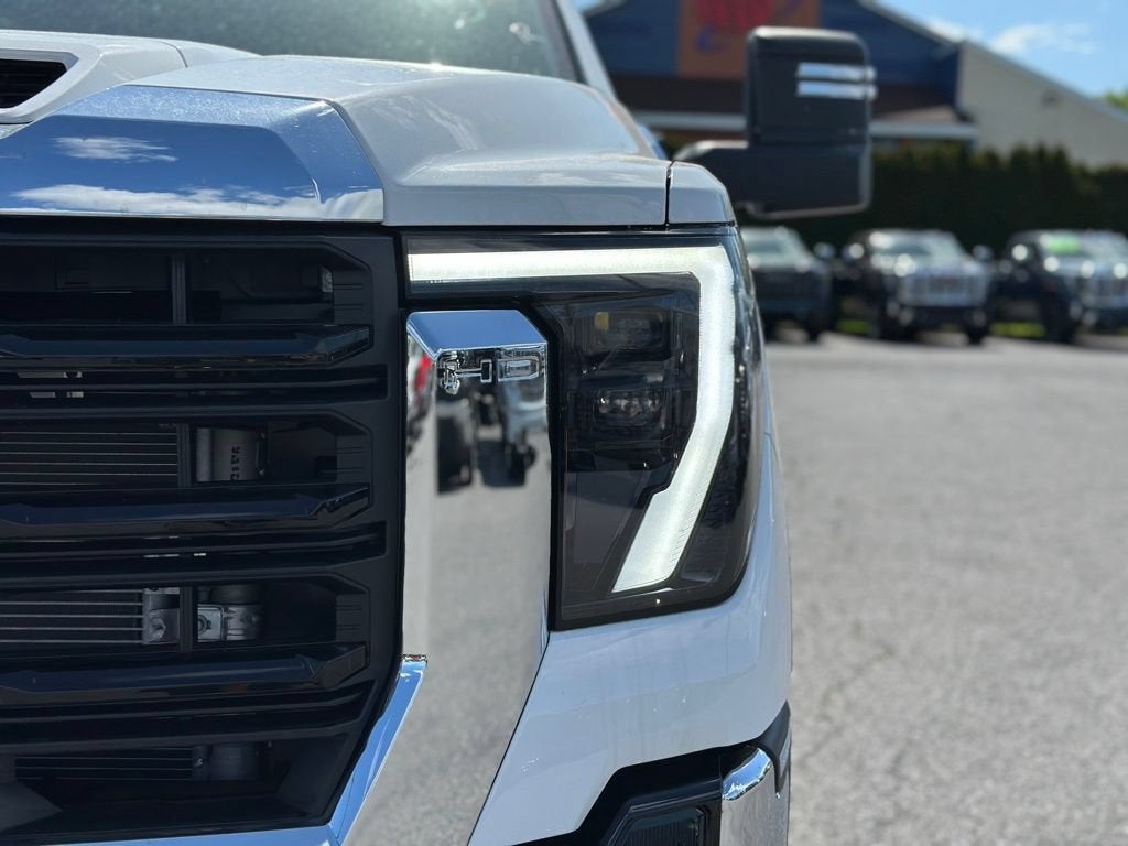 2026 GMC Sierra 3500 HD Pro