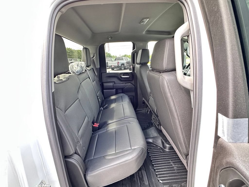 2026 GMC Sierra 3500HD Pro - Photo 13