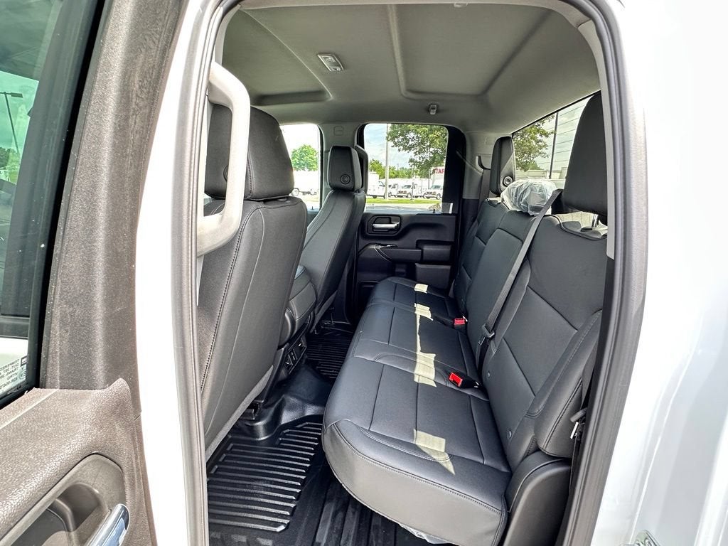 2026 GMC Sierra 3500HD Pro - Photo 17