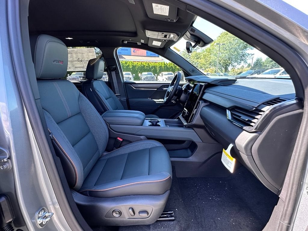 2027 GMC Acadia AT4