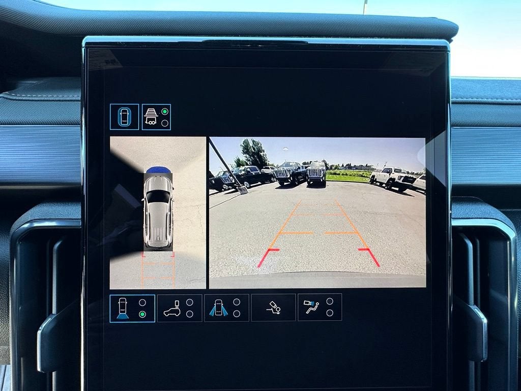 2027 GMC Acadia AT4
