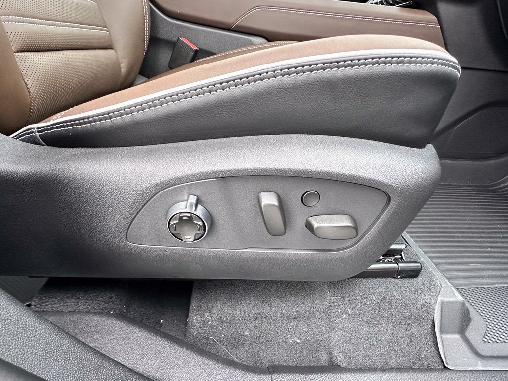 2027 GMC Acadia Denali Ultimate