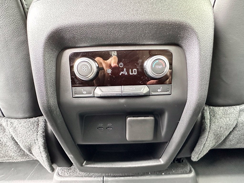 2027 GMC Acadia Denali Ultimate