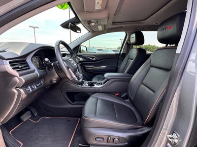 2023 GMC Acadia AT4