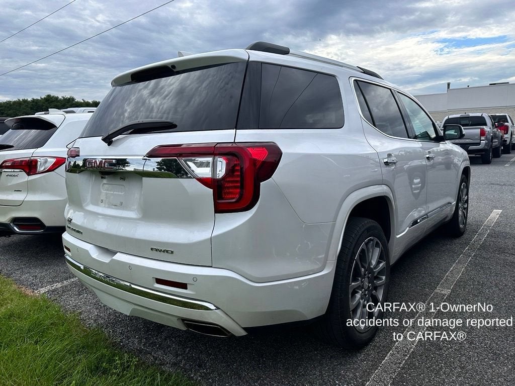2023 GMC Acadia Denali