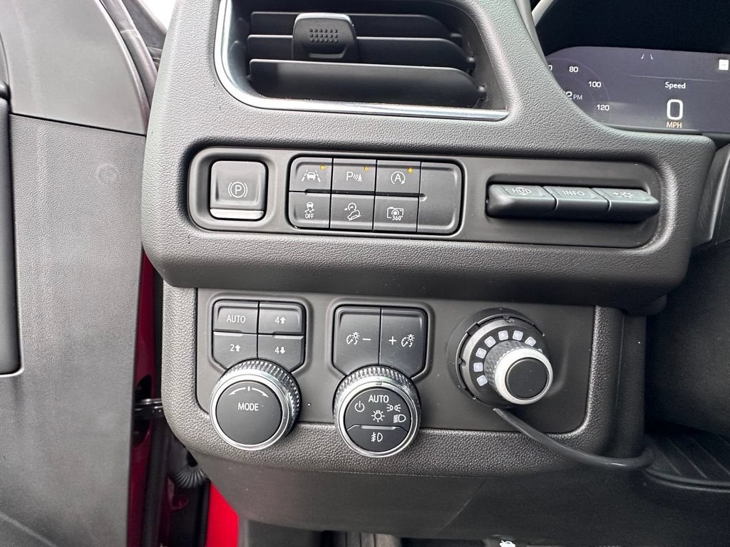 2023 GMC Yukon AT4