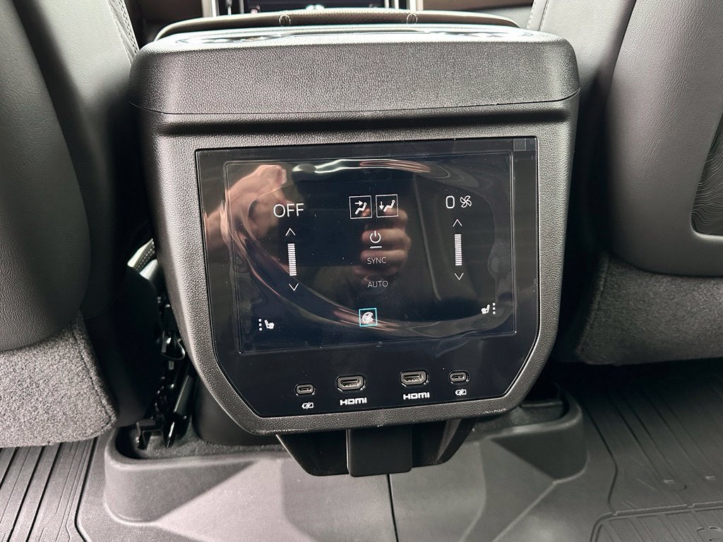 2027 GMC Yukon Denali Ultimate