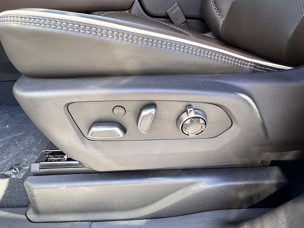 2027 GMC Yukon Denali Ultimate