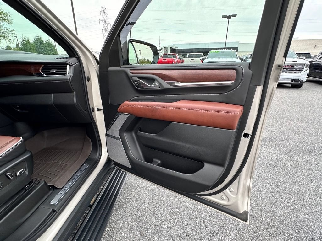 2023 GMC Yukon Denali Ultimate