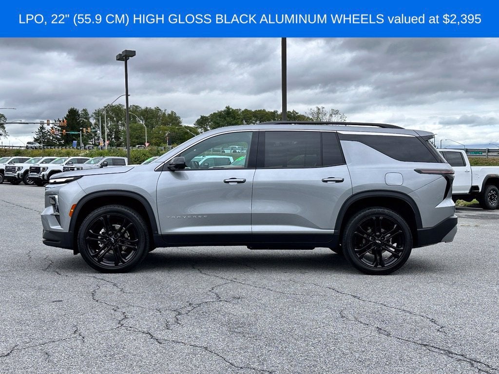 2025 Chevrolet Traverse LT