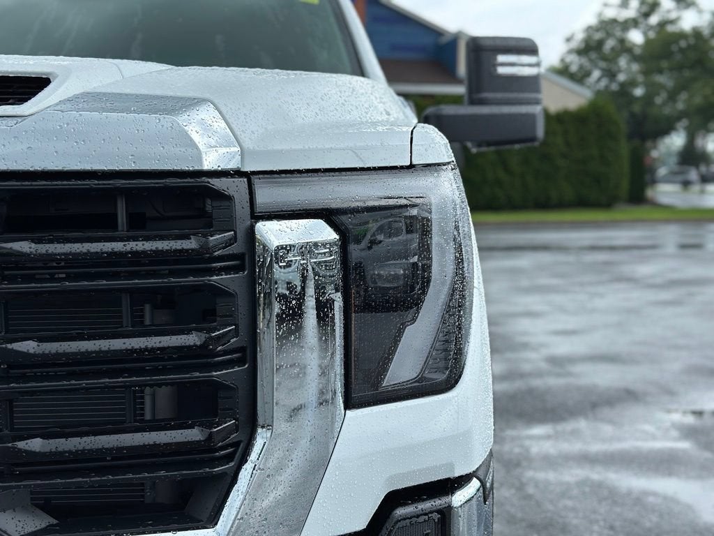 2026 GMC Sierra 3500HD Pro - Photo 31