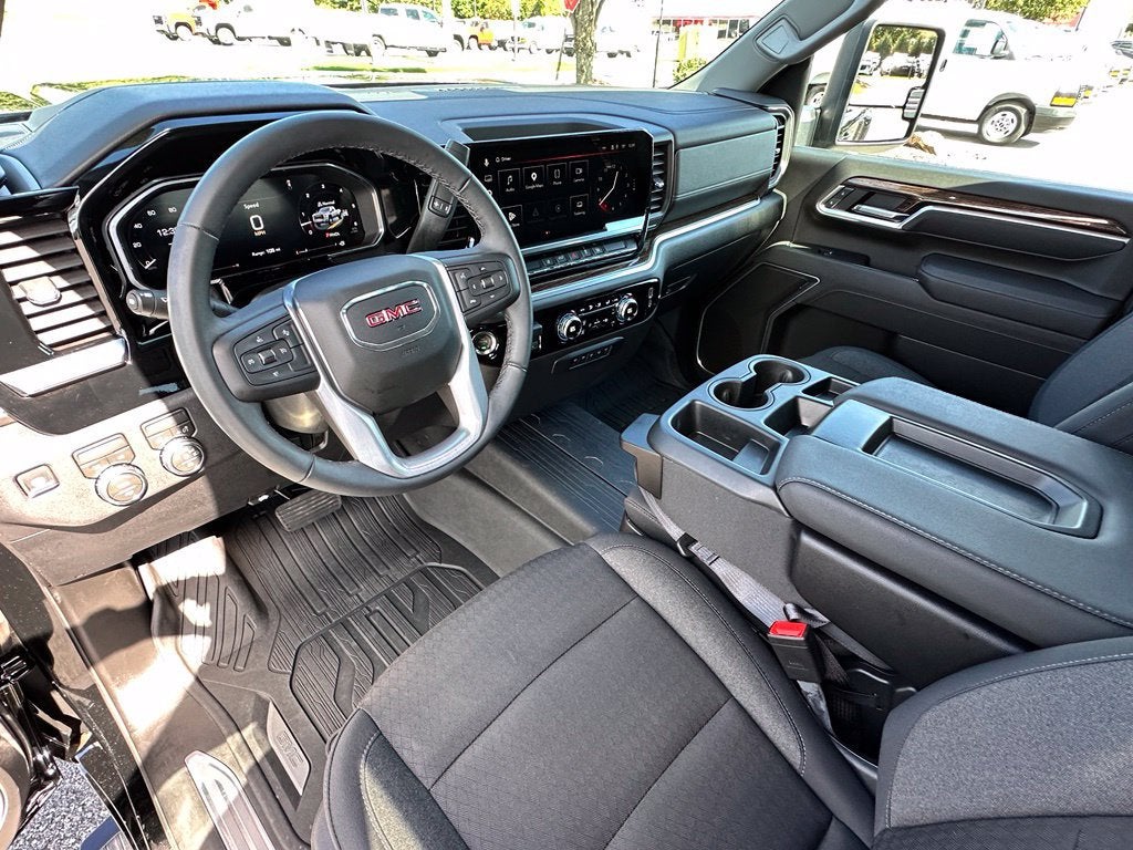 2026 GMC Sierra 3500 HD SLE DRW