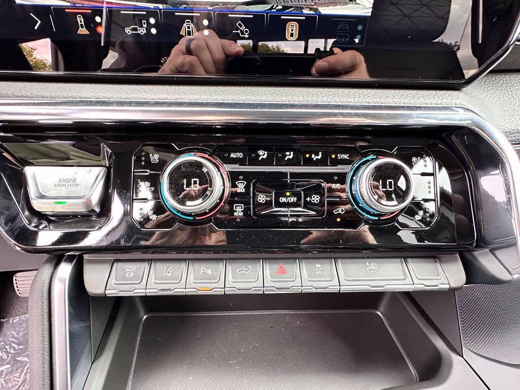 2026 GMC Sierra 3500 HD Denali DRW