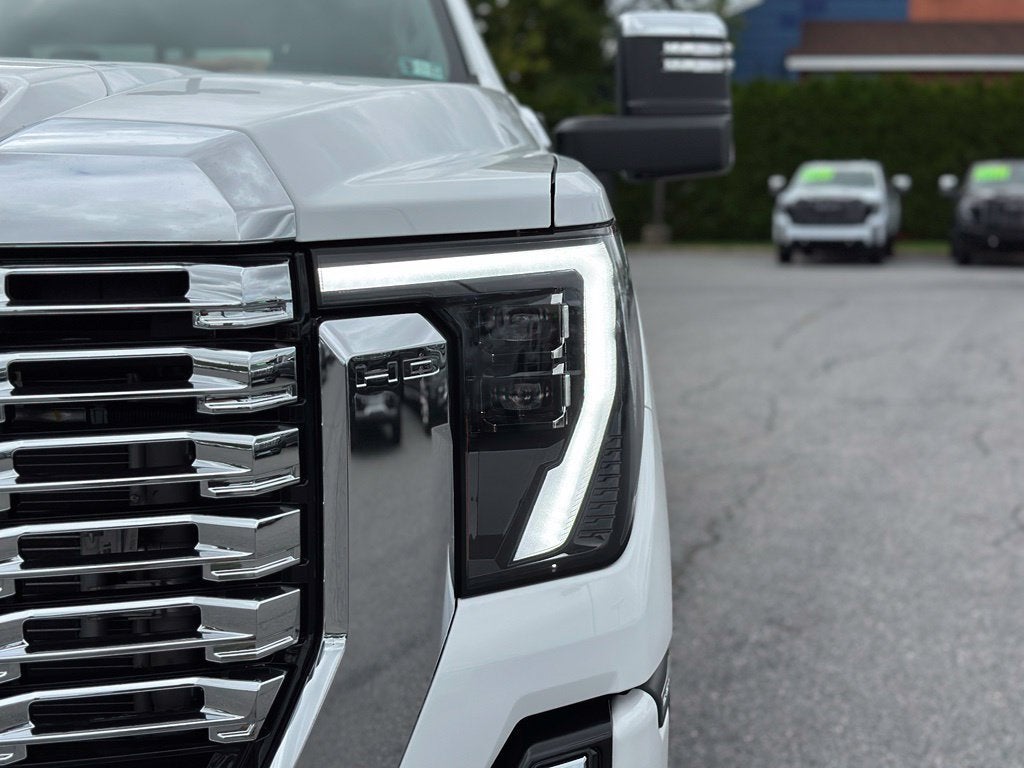 2026 GMC Sierra 3500 HD Denali DRW