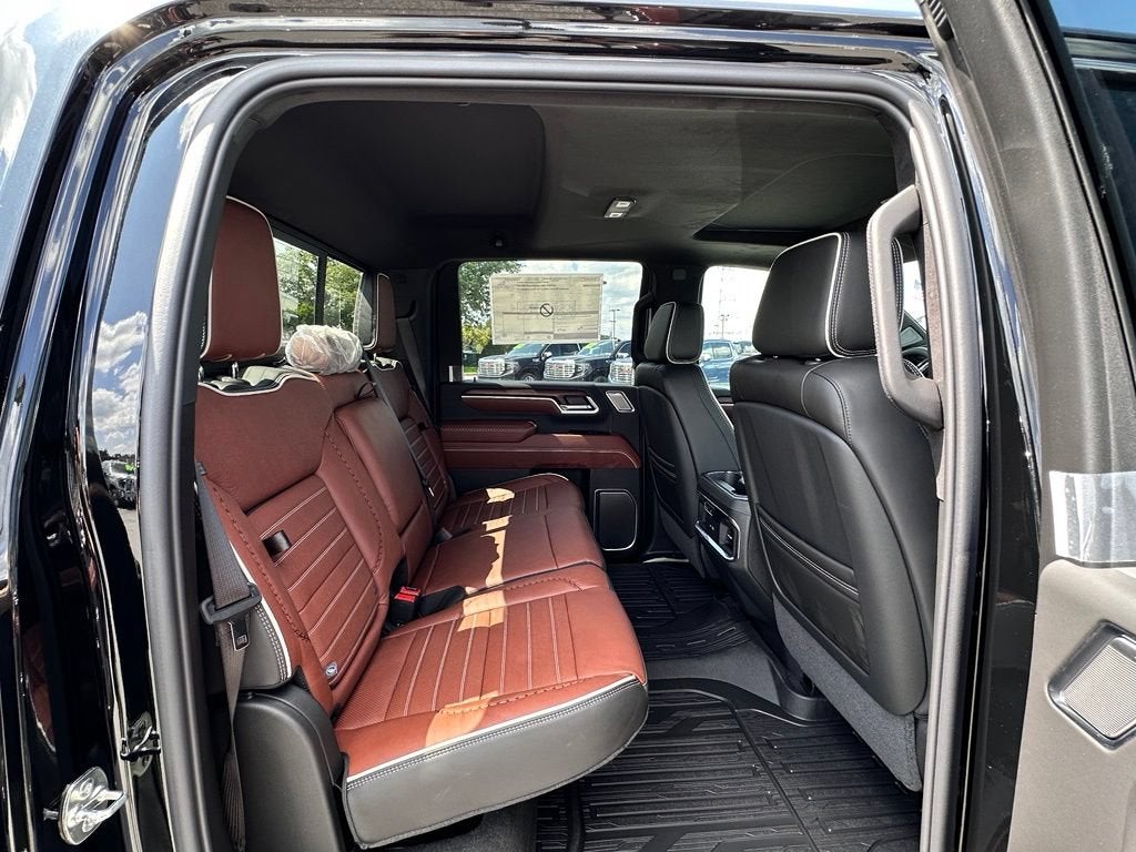 2026 GMC Sierra 3500HD Denali Ultimate - Photo 13