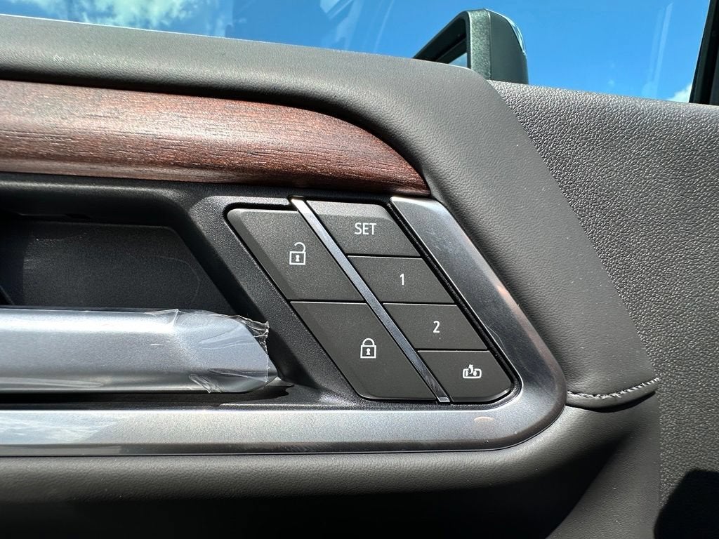 2026 GMC Sierra 3500HD Denali Ultimate - Photo 18