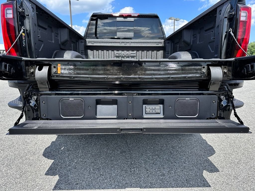 2026 GMC Sierra 3500HD Denali Ultimate - Photo 40