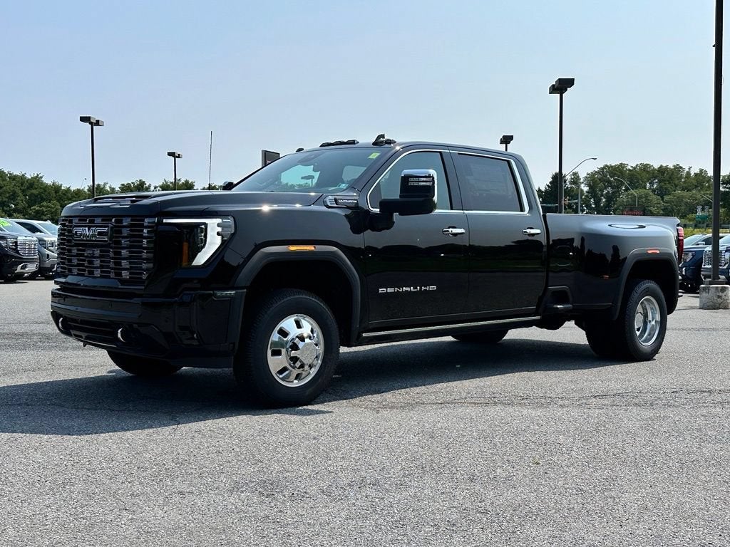 2026 GMC Sierra 3500 HD Denali Ultimate DRW