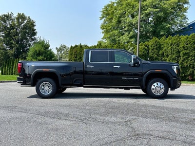 2026 GMC Sierra 3500 HD Denali Ultimate DRW