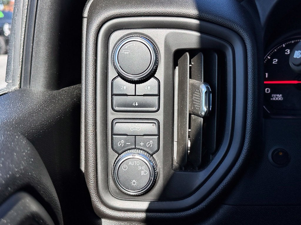 2024 GMC Sierra 2500 HD Pro