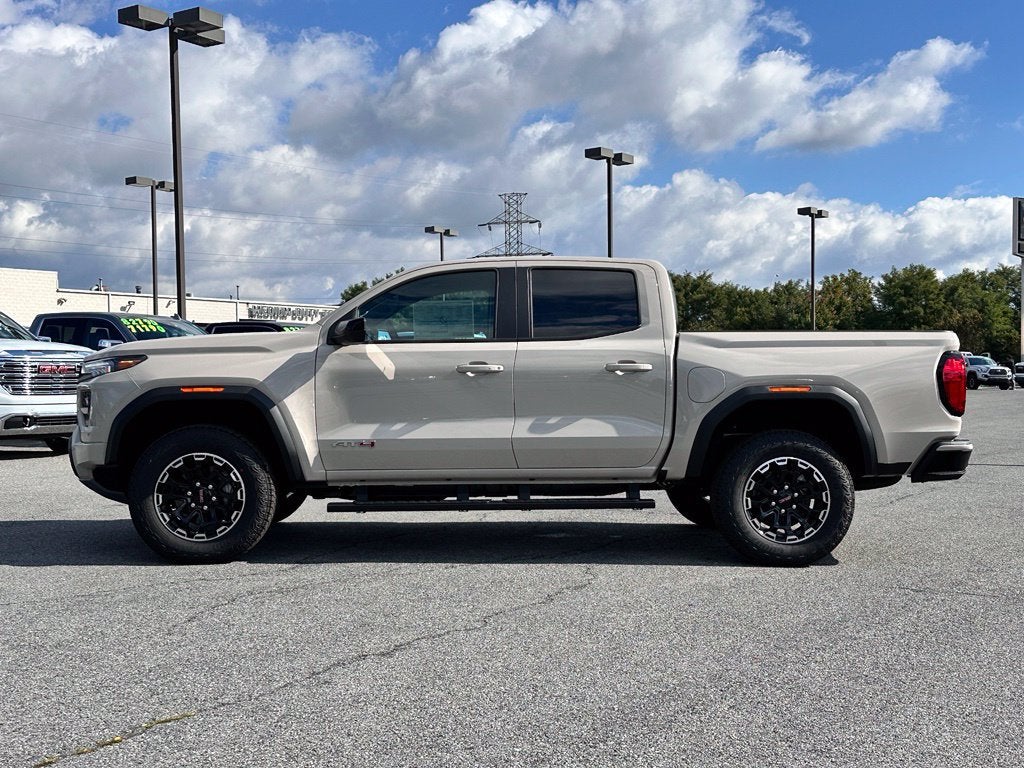 2026 GMC Canyon AT4 - Photo 6