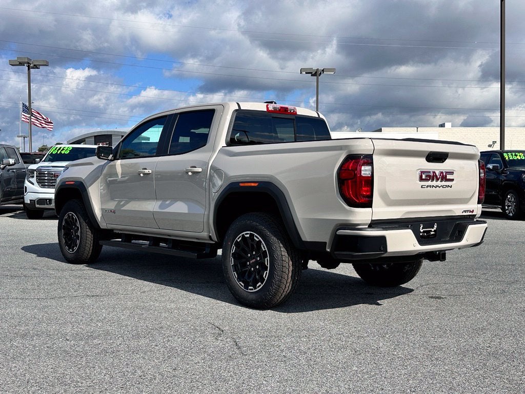 2026 GMC Canyon AT4 - Photo 7