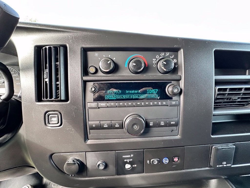 2025 GMC Savana Cargo Work Van