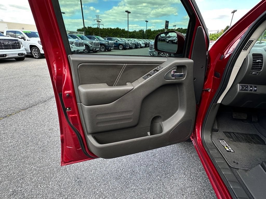 2021 Nissan Frontier Crew Cab PRO-4X 4x4