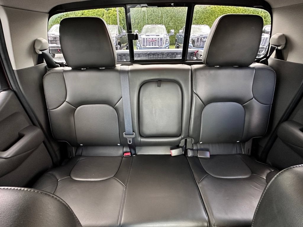 2021 Nissan Frontier Crew Cab PRO-4X 4x4