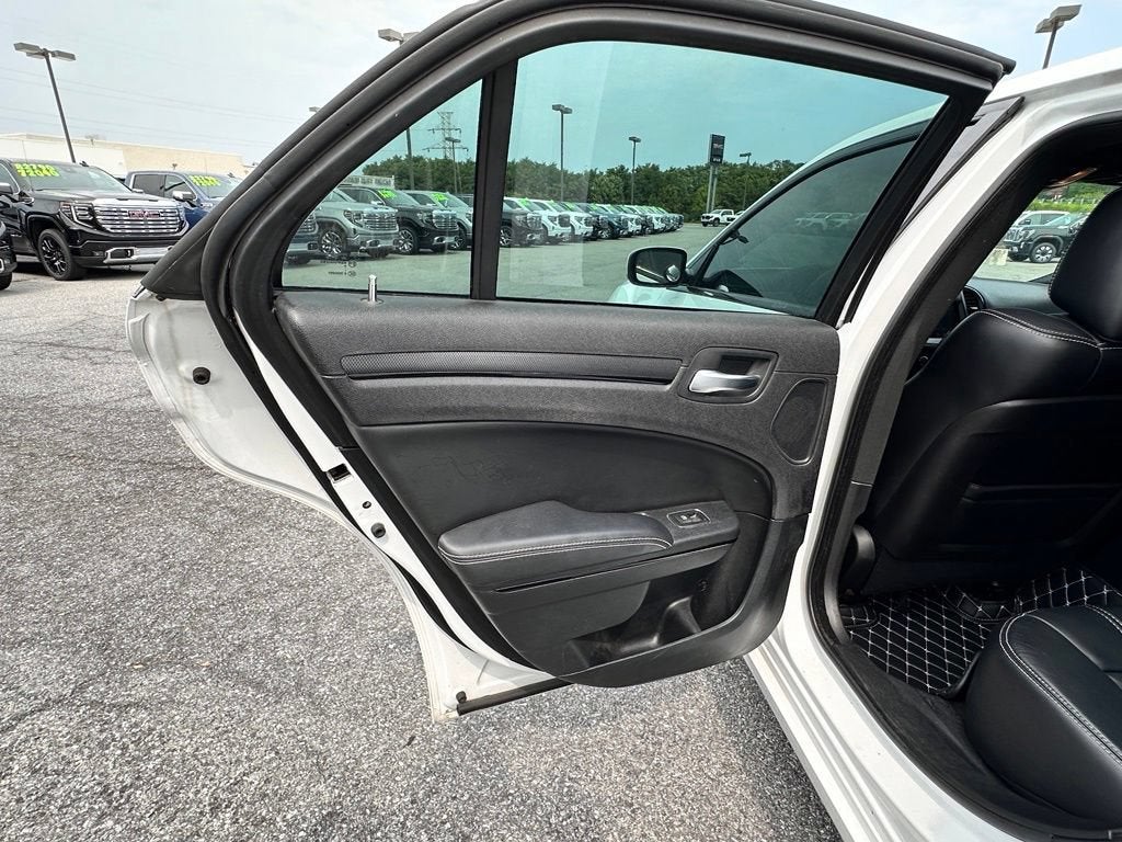 2015 Chrysler 300 300S