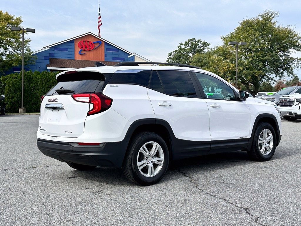 2022 GMC Terrain SLE