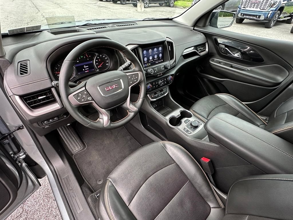 2023 GMC Terrain AT4