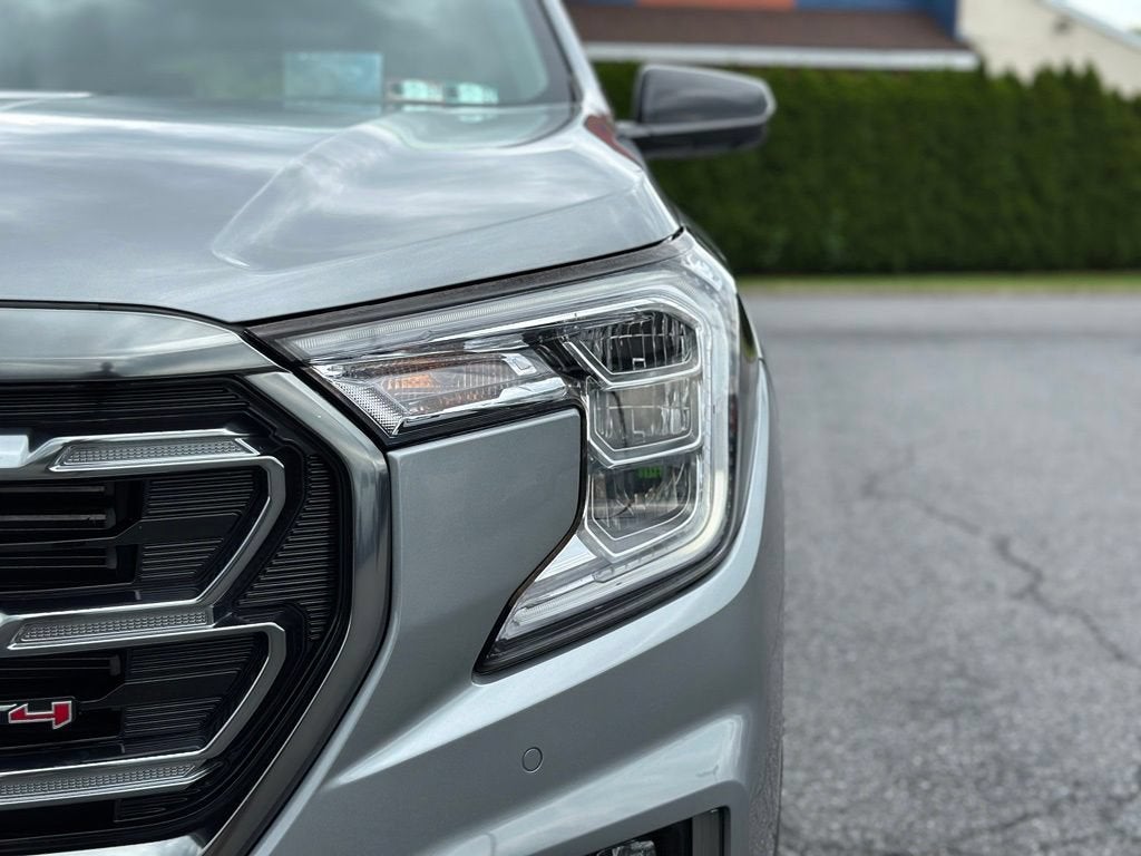 2023 GMC Terrain AT4