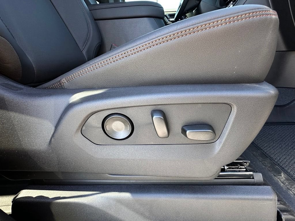 2026 GMC Sierra 1500 AT4 - Photo 12