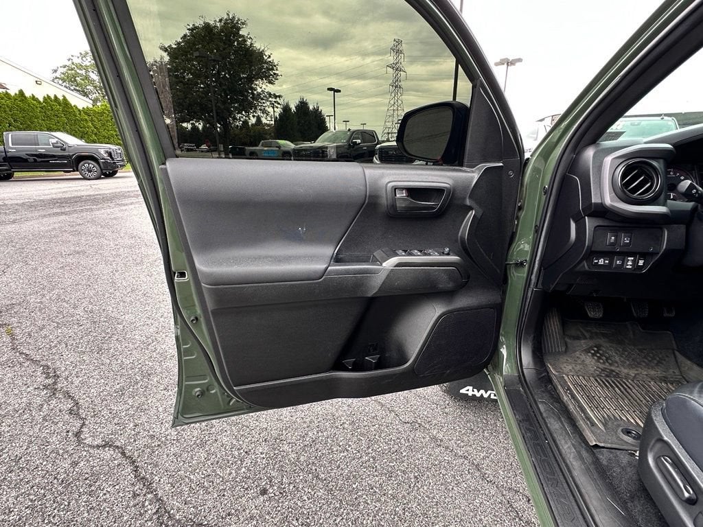2022 Toyota Tacoma TRD Off Road