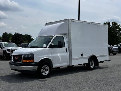 2025 GMC Savana Cutaway 3500 1WT