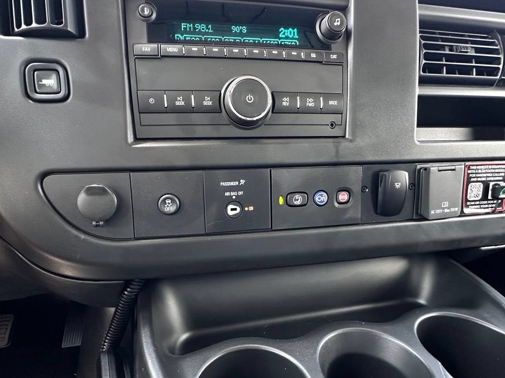2026 GMC Savana Cutaway 4500 2WT