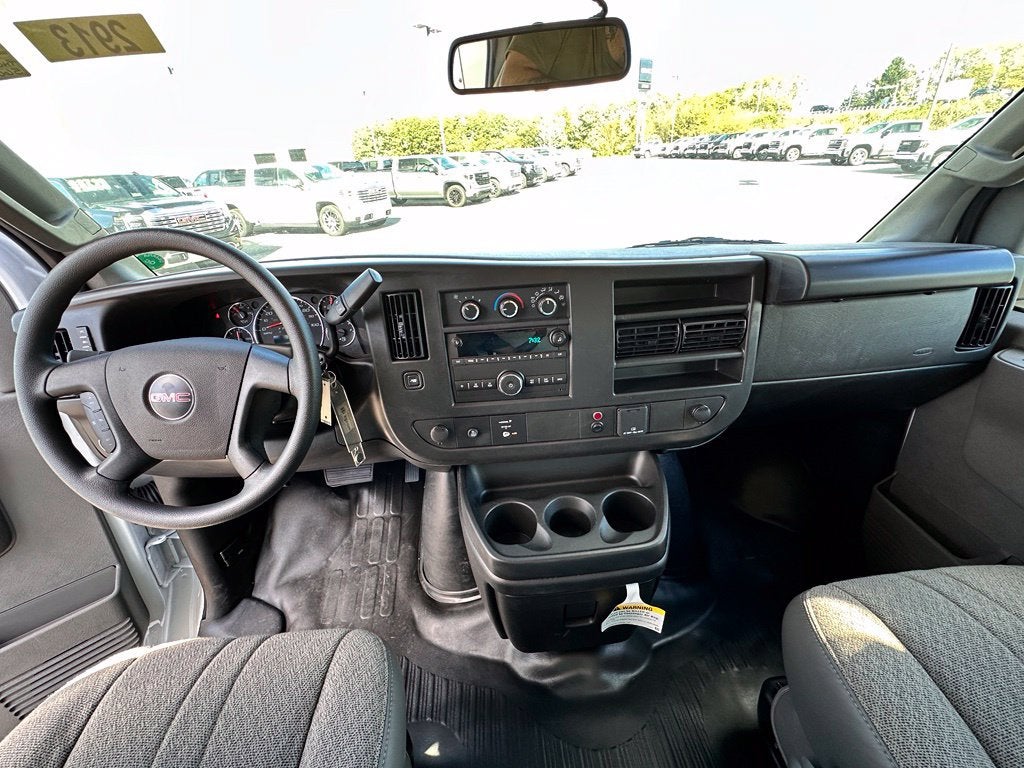 2026 GMC Savana Cutaway 4500 2WT