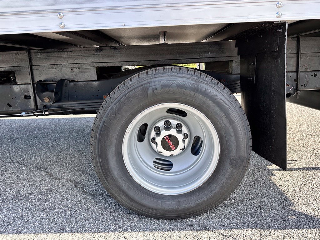 2026 GMC Savana Cutaway 4500 2WT