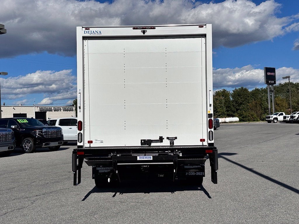 2026 GMC Savana Cutaway 4500 2WT
