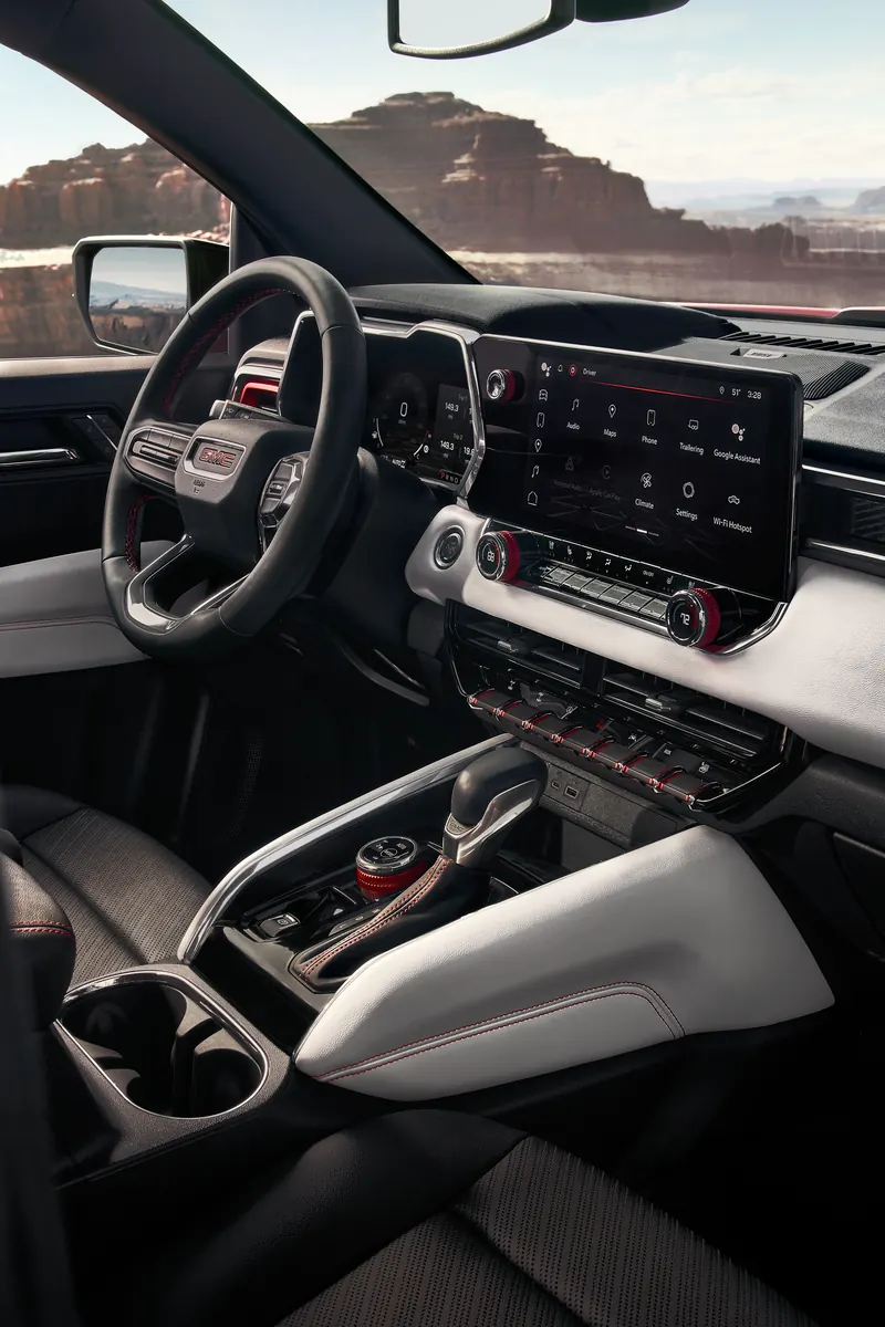 2026 GMC Canyon infotainment system at Star GMC Easton in Easton PA